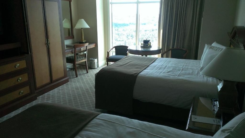 Grand Pequot Tower At Foxwoods 11/50