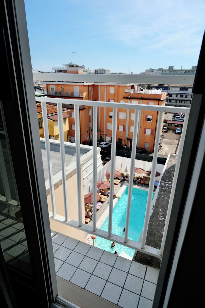 HOTEL PORTOFINO 26/51