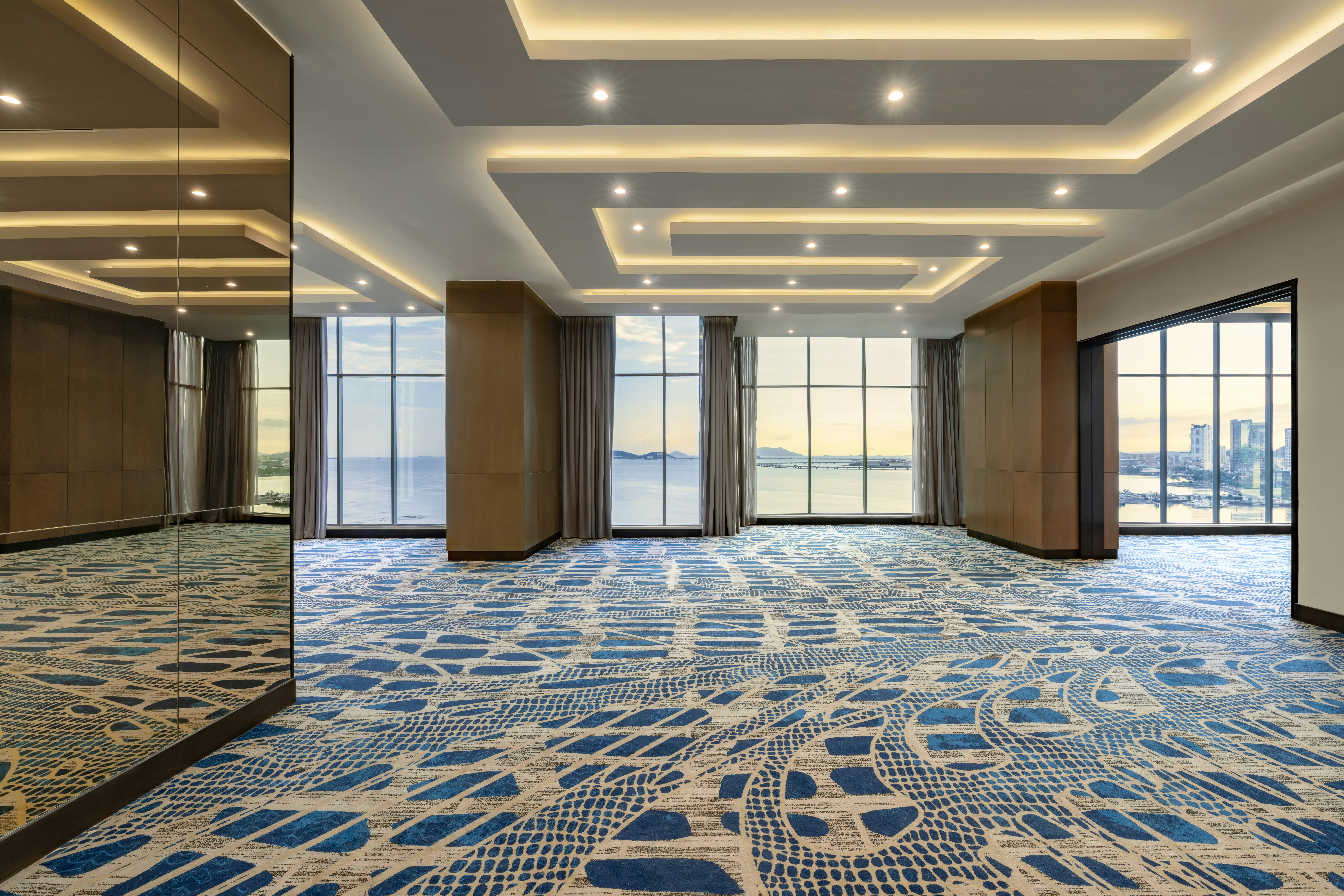 Hilton Panama 39/90