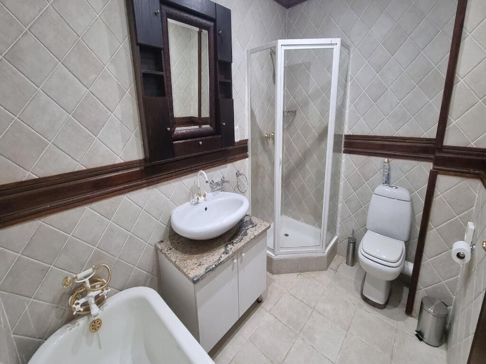 Cussonia Country Home 40/44