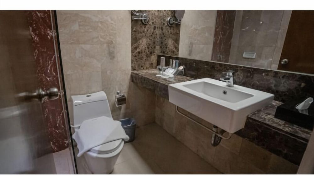 Grand Sahid Jaya Jakarta 45/50