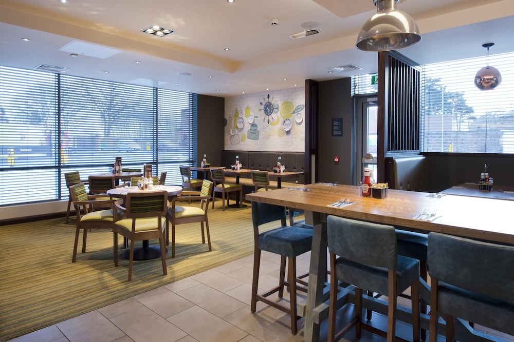 Premier Inn Beverley Town Centre hotel 18/26