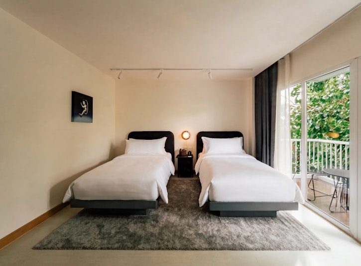 The StandardX, Bangkok Phra Arthit 9/24