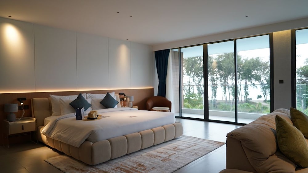 Kora Beach Resort Phuket 12/49