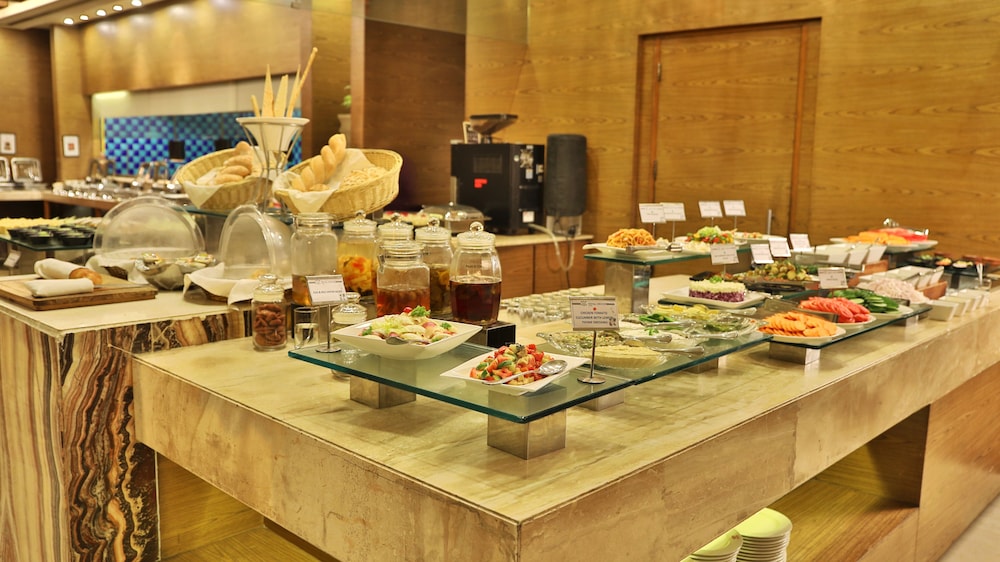 Royal Orchid Jaipur 39/62