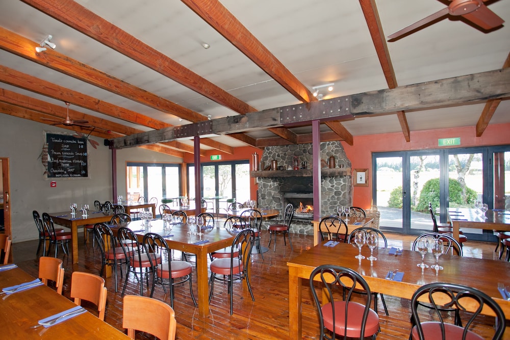 Ski Time Lodge 38/46