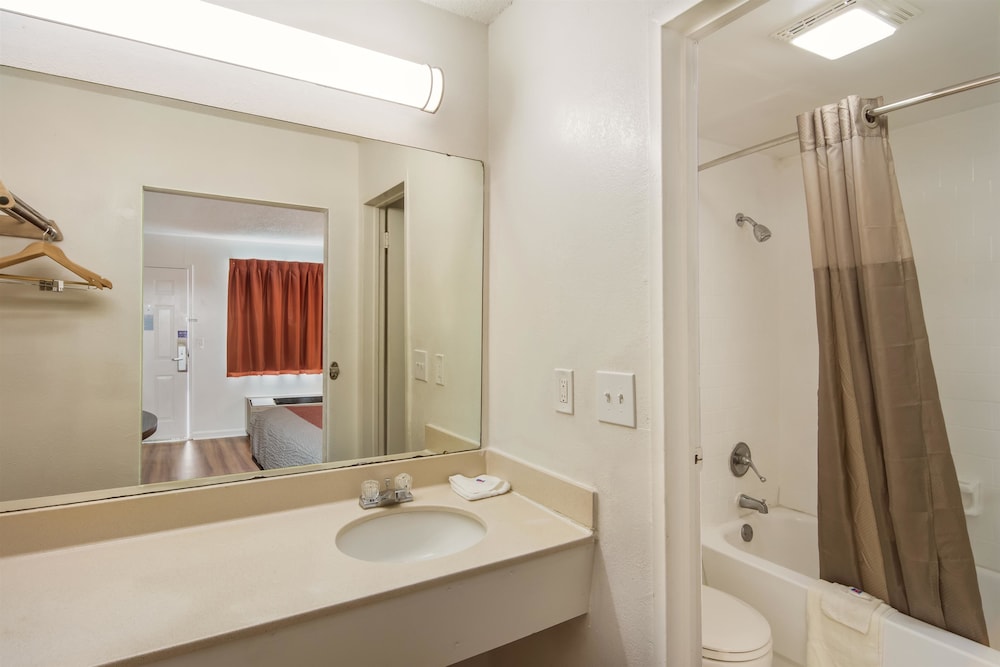 Motel6 Warner Robins, GA 30/31