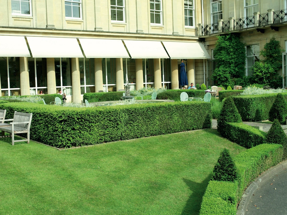 Macdonald Bath Spa Hotel 63/69