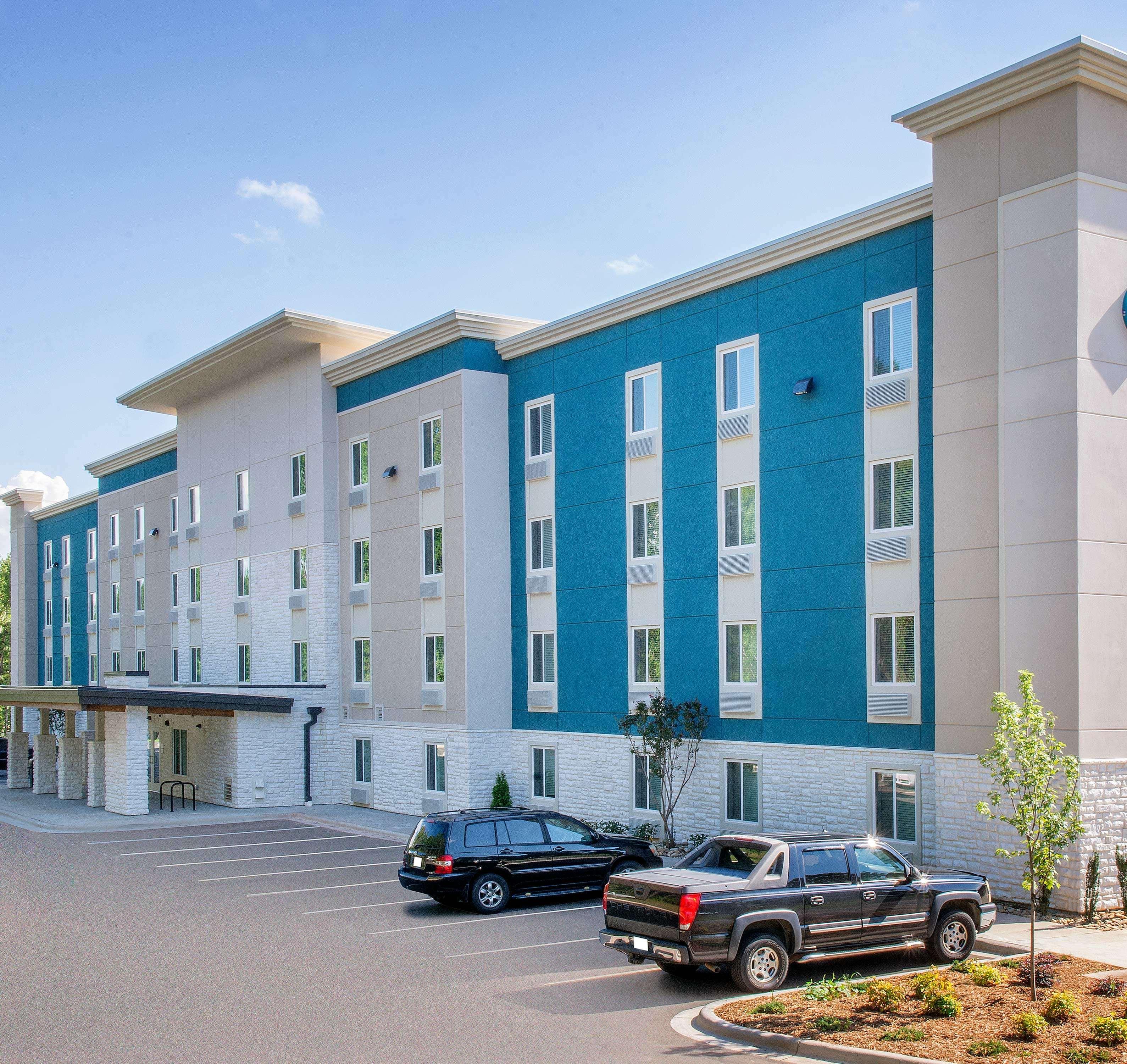 WoodSpring Suites Orlando Kissimmee Maingate 40/43
