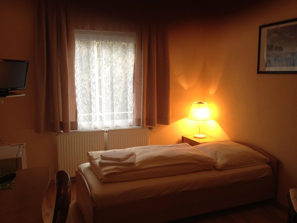 Hotel Apex، Hemmingen 8/50