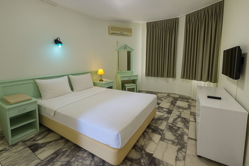 Mandal Inn Hotel 10/50