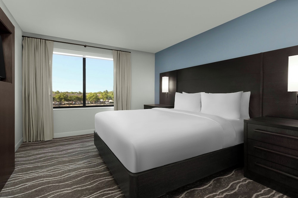 Residence Inn by Marriott Sacramento Cal Expo 31/68