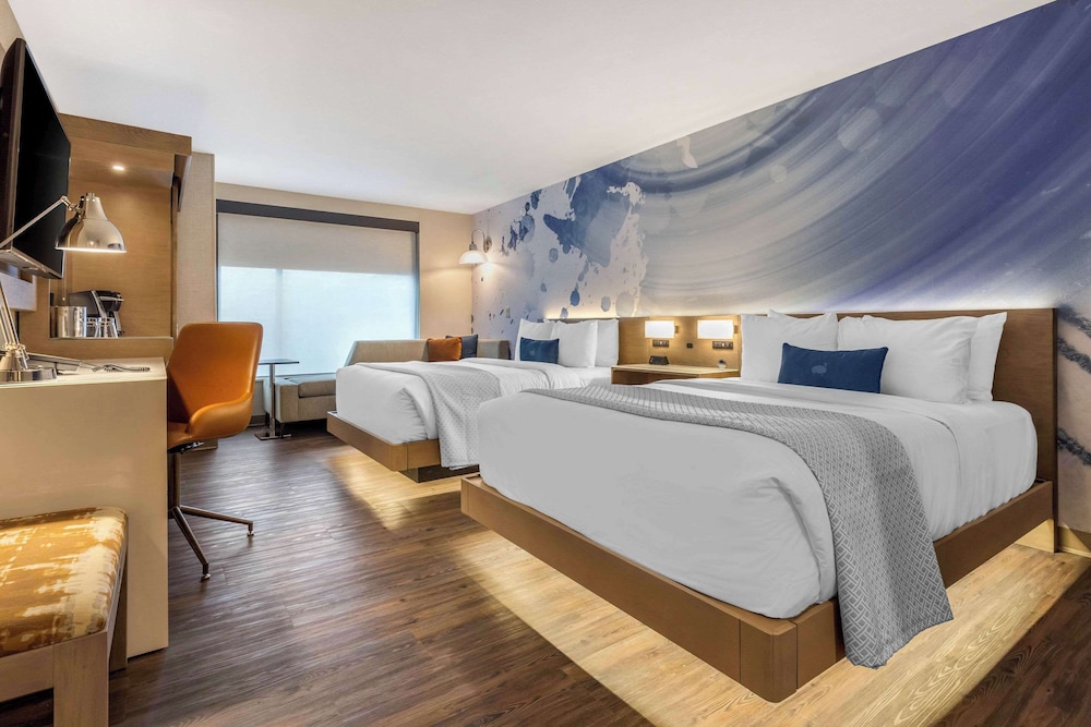 Standard, 2 Queen Beds
