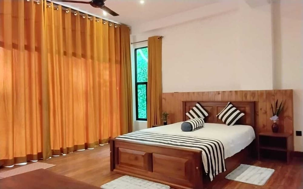 1 BEDROOM, DELUXE, DOUBLE BED, GARDEN VIEW, BALCONY