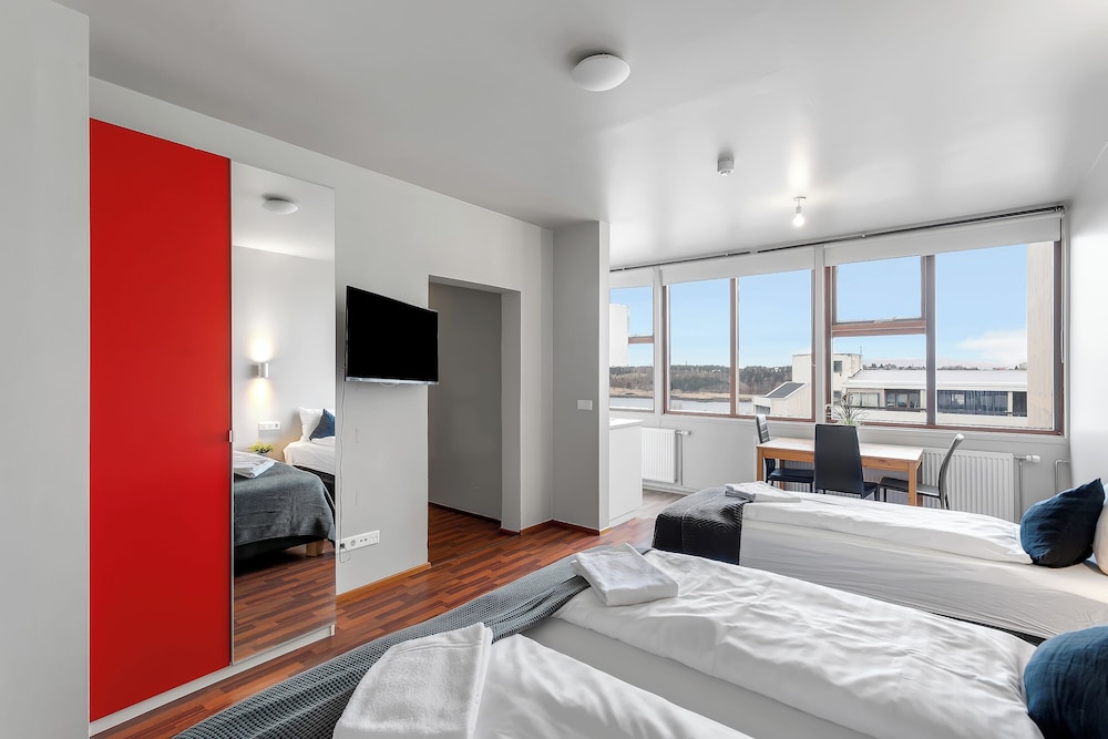 ICELAND COMFORT APARTMENTS 23/68