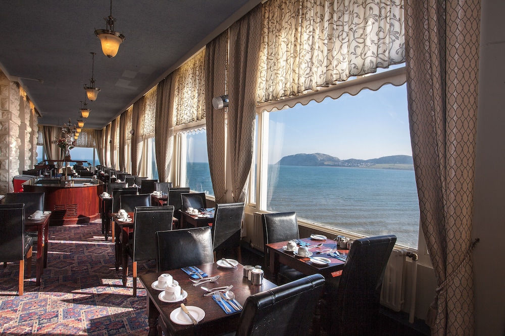 Grand Hotel Llandudno 47/65