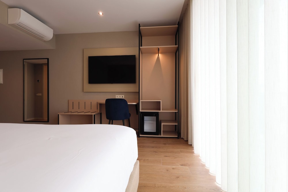 Oporto Fly Hotel 5/28
