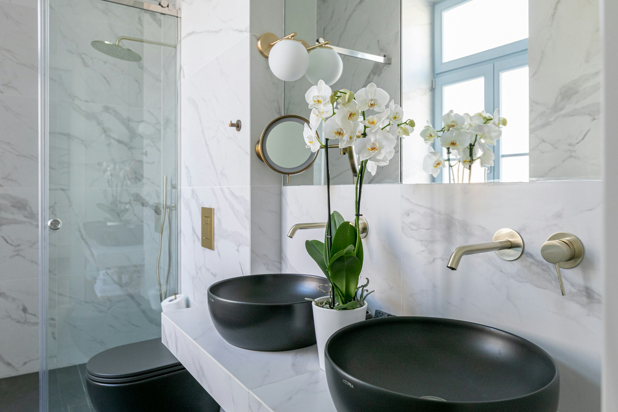 A77 Suites By Andronis 50/50