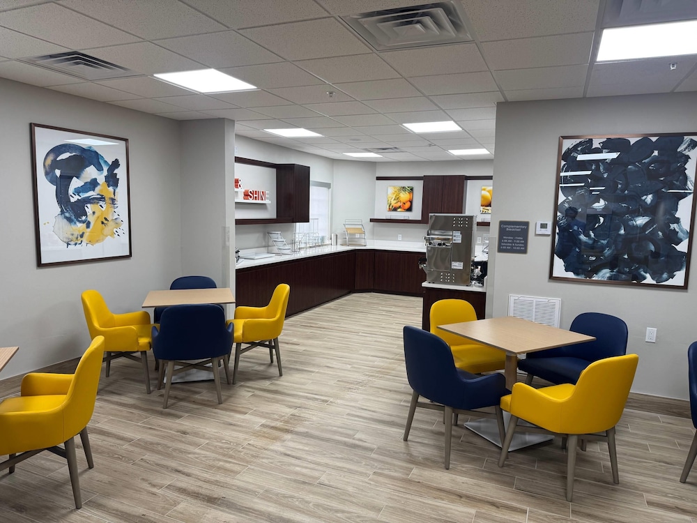 Comfort Inn & Suites Memphis Germantown 42/50