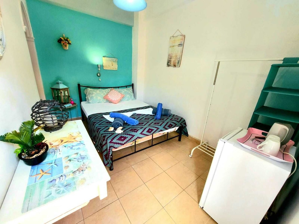 Avra Budget Beach Hotel 13/66