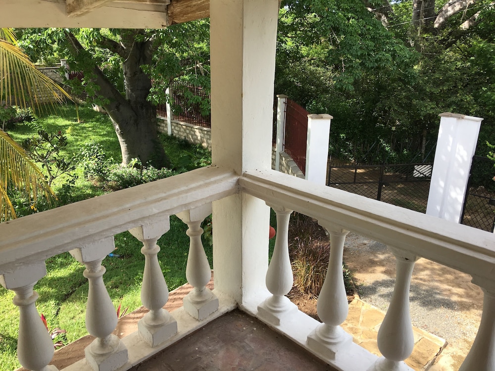 Tradewinds Lodge 44/48