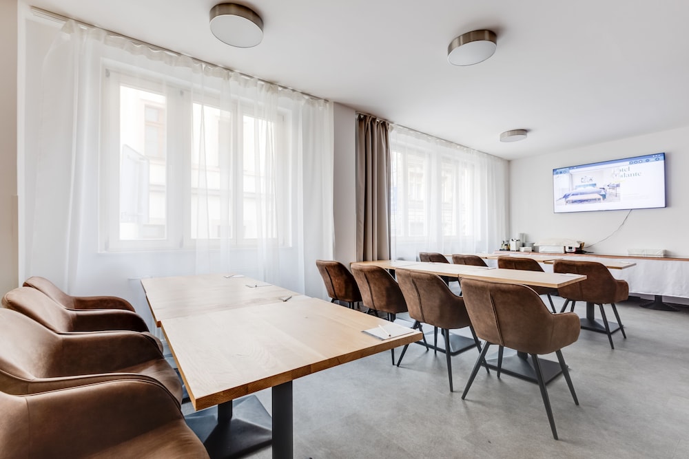 Andante Hotel 41/50