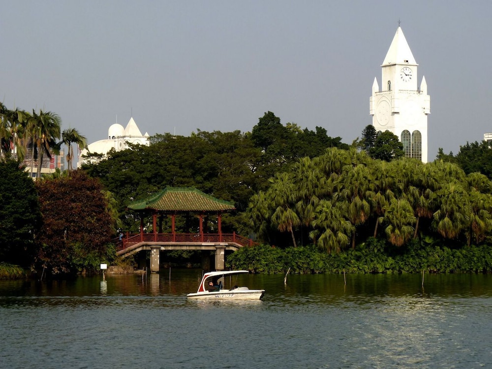 Guangzhou Compass Hotel 27/32