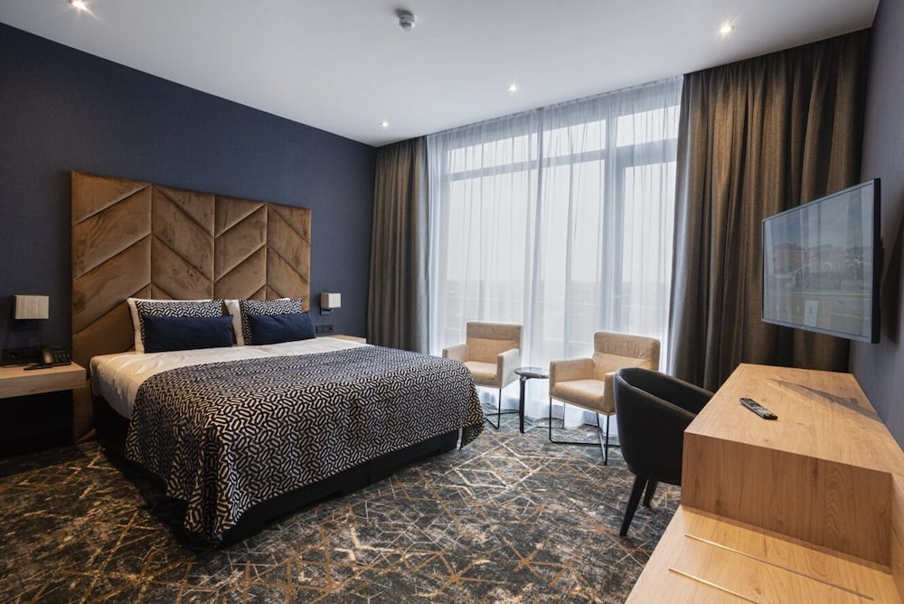 Van Der Valk Almere 15/49
