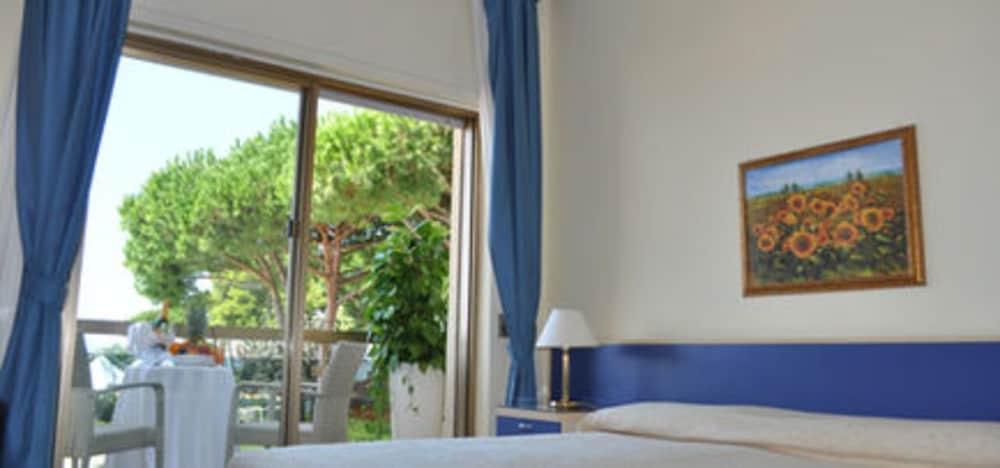Grand Hotel La Playa 12/63