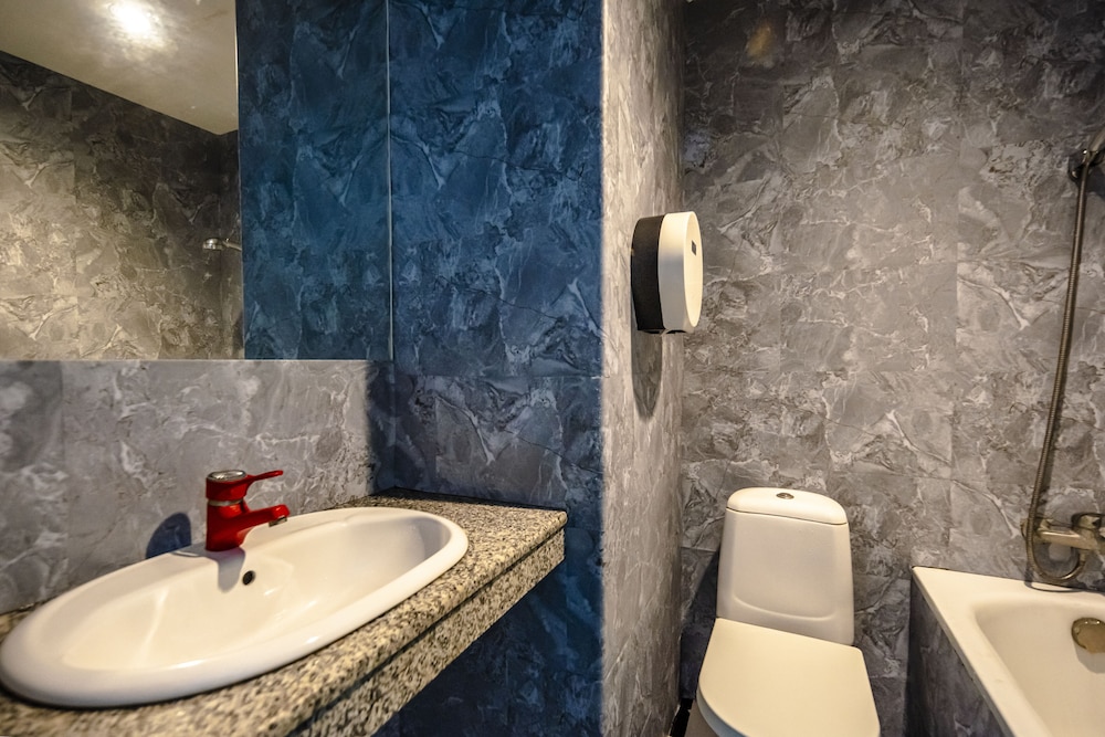 K Hotel 1515 (ex Chang Ziang Hotel) 20/22