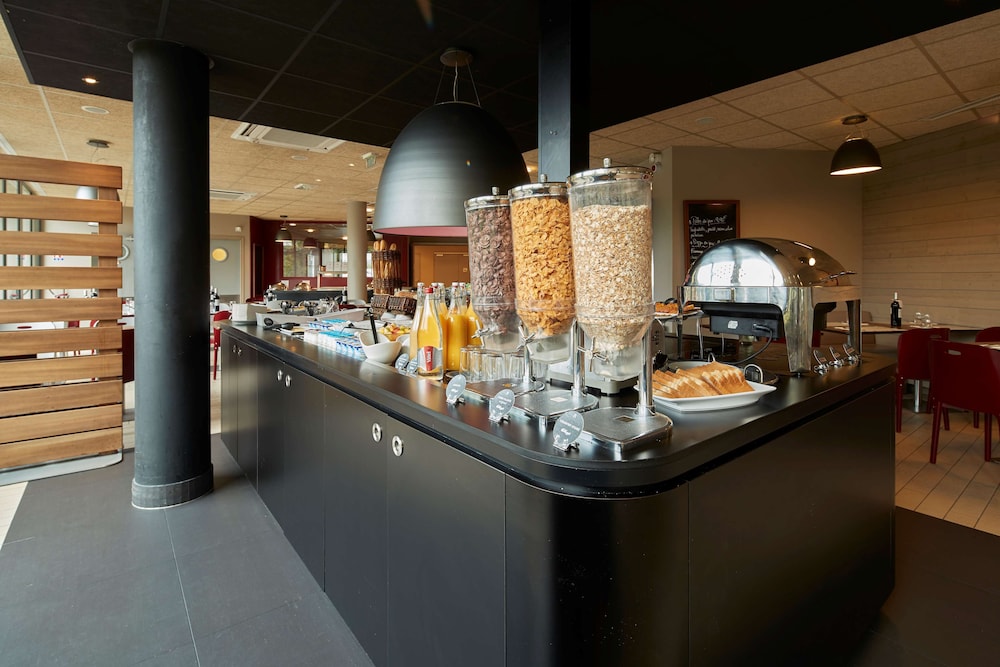 Hotel Campanile Nantes Centre Saint Jacques 49/69