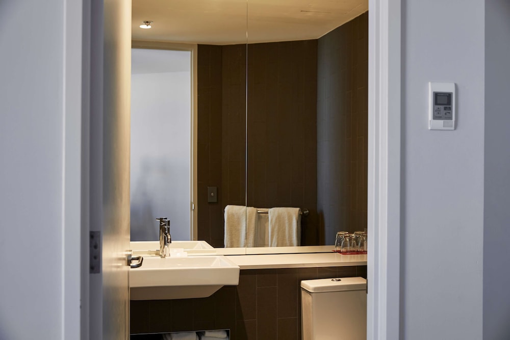Rydges Sydney Airport Hotel 17/62