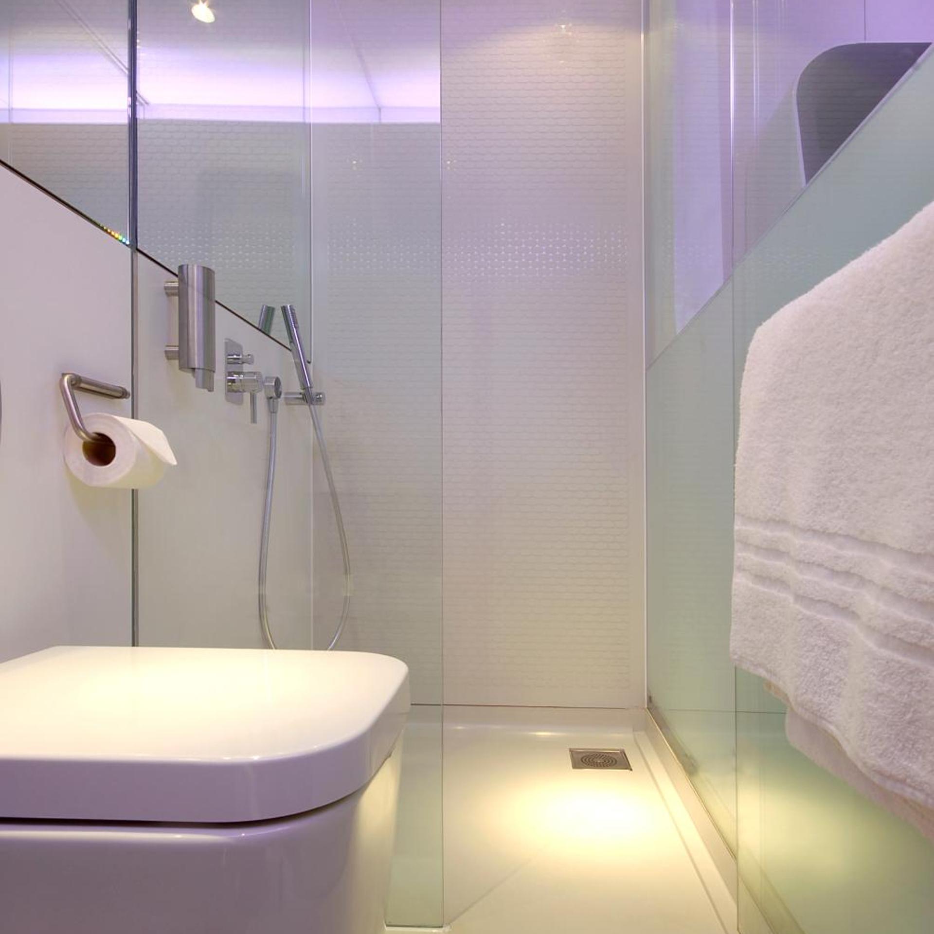 YOTELAIR Amsterdam Schiphol 53/57