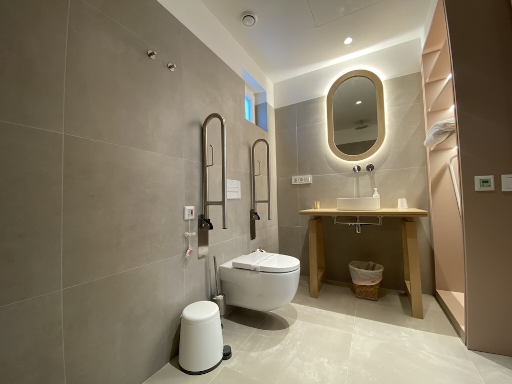Hotel Leonor Conil 45/49