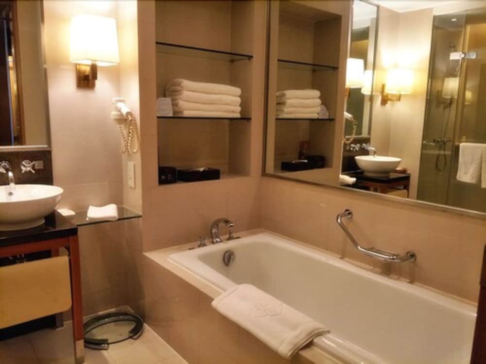 Jinling Resort Hotel Nanjing 36/39