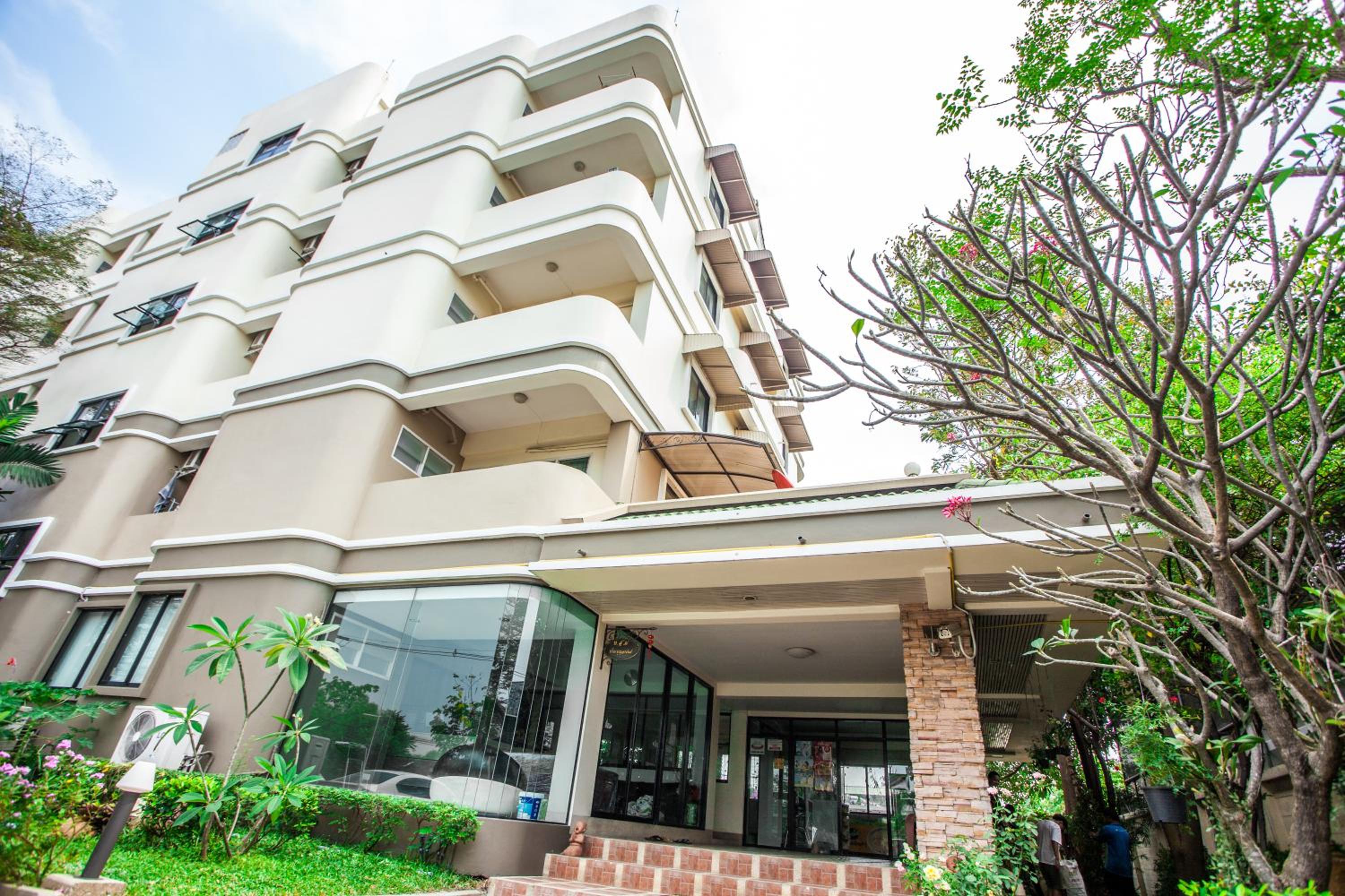 Baan Boonanan 2/24