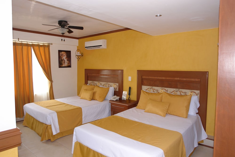 Villa Las Margaritas Sucursal Caxa Hotel 24/68