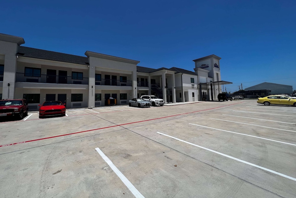 Baymont by Wyndham Freeport Texas 40/50