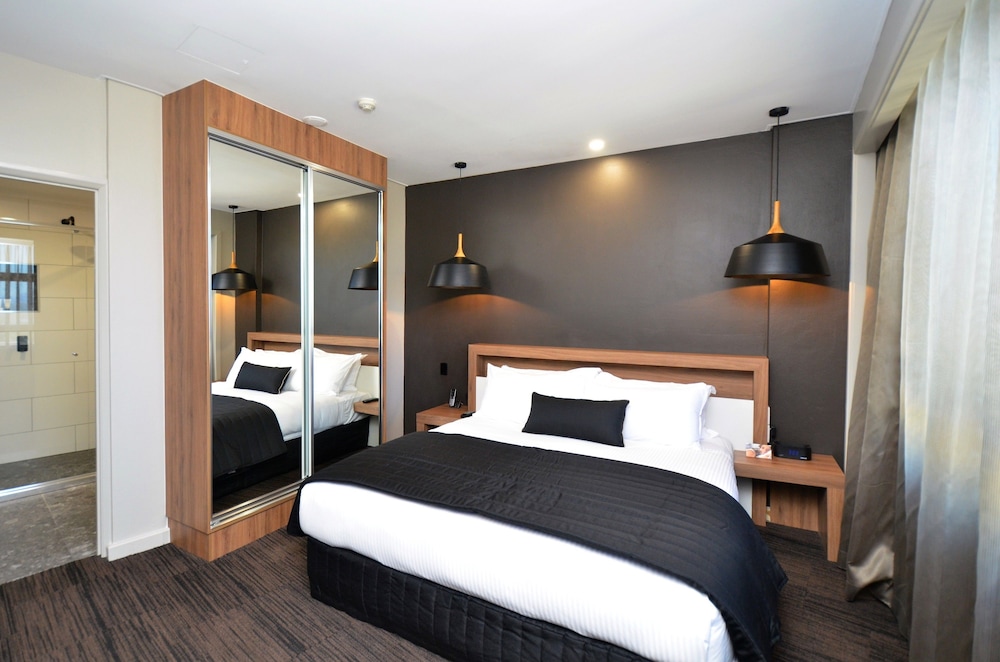 HOTEL GRAND CHANCELLOR TOWNSVILLE 25/62