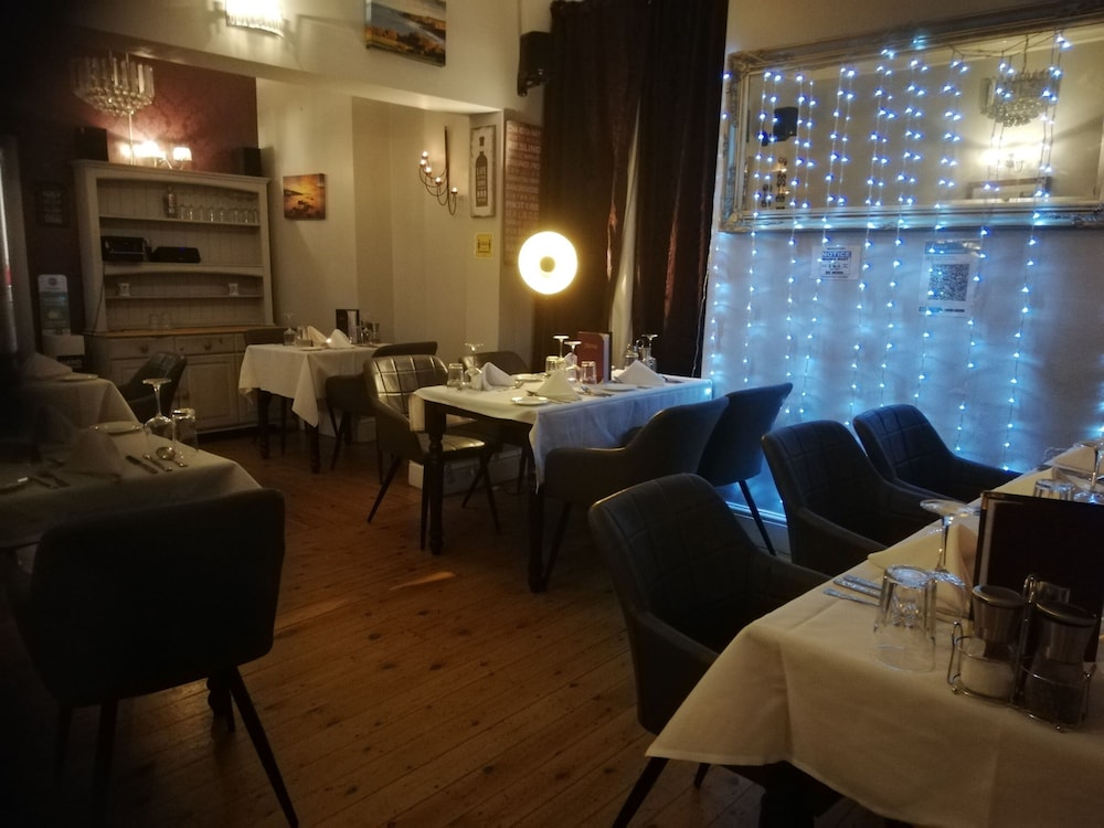 The Captain Cook Inn 19/32