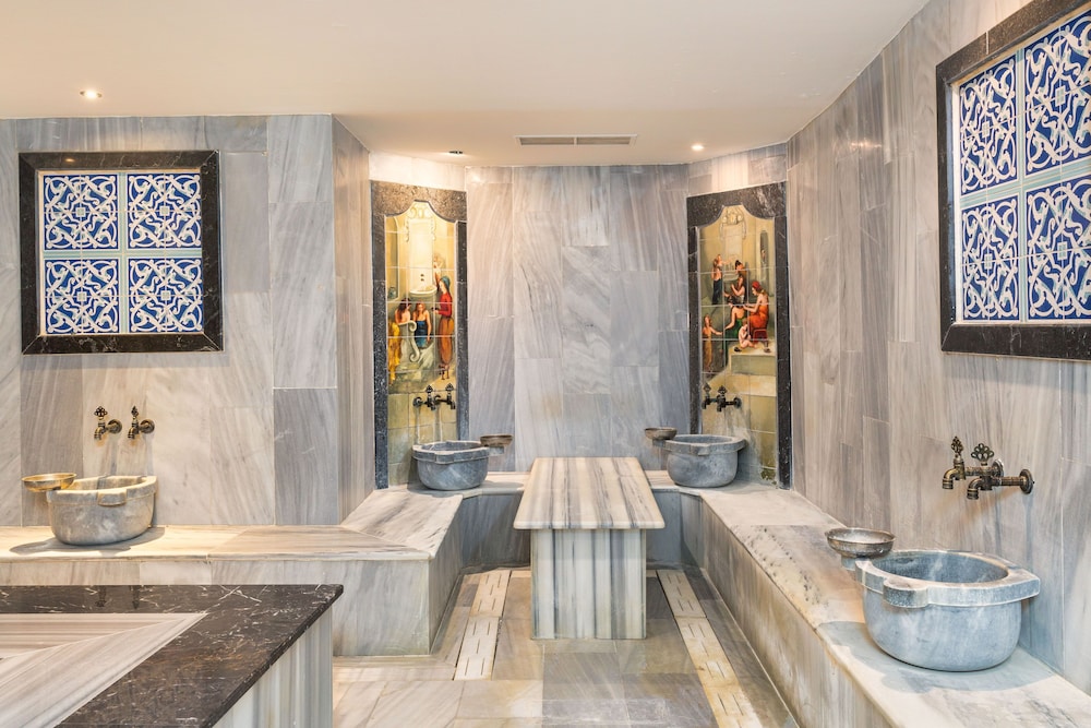 Delta Hotels by Marriott Antalya Lara - Adult Only 18 Plus 22/33