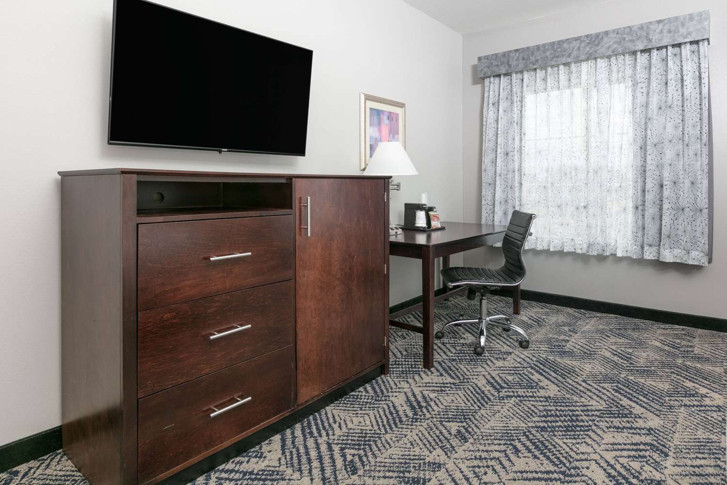 La Quinta Inn & Suites by Wyndham Tulsa Airpt / Expo Square 25/35