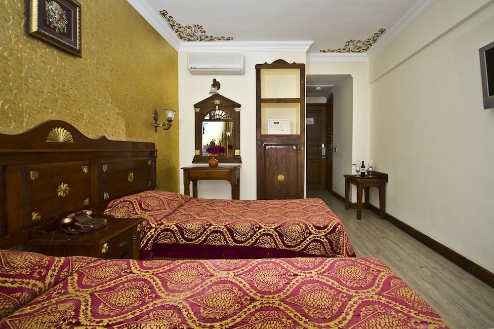 Costa Bitezhan Hotel 35/73