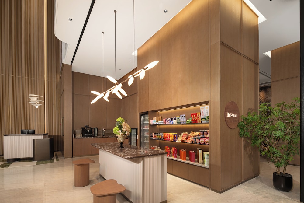 Hilton Garden Inn Shanwei Luhe 6/50