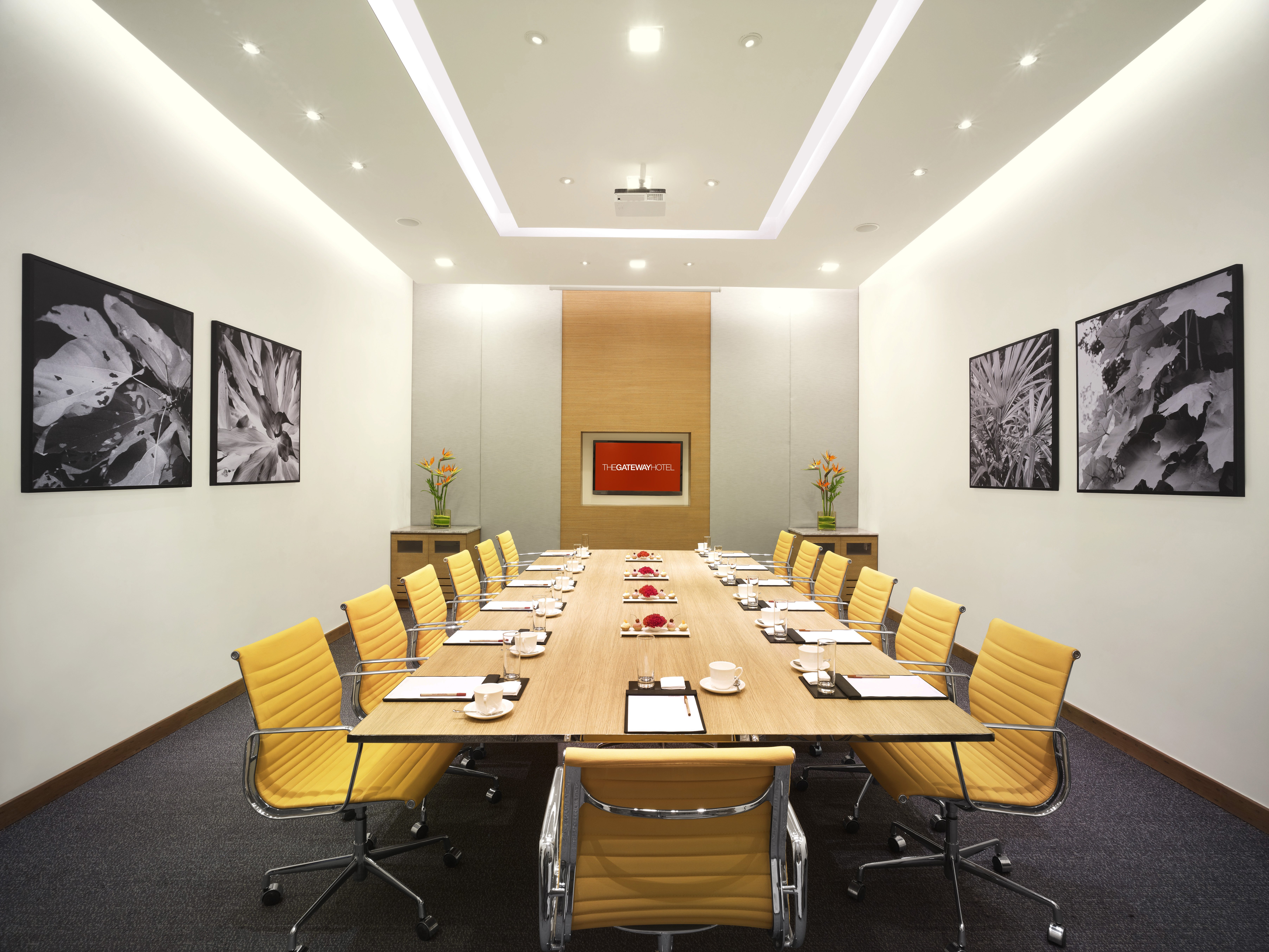 Vivanta Kolkata EM Bypass 28/33