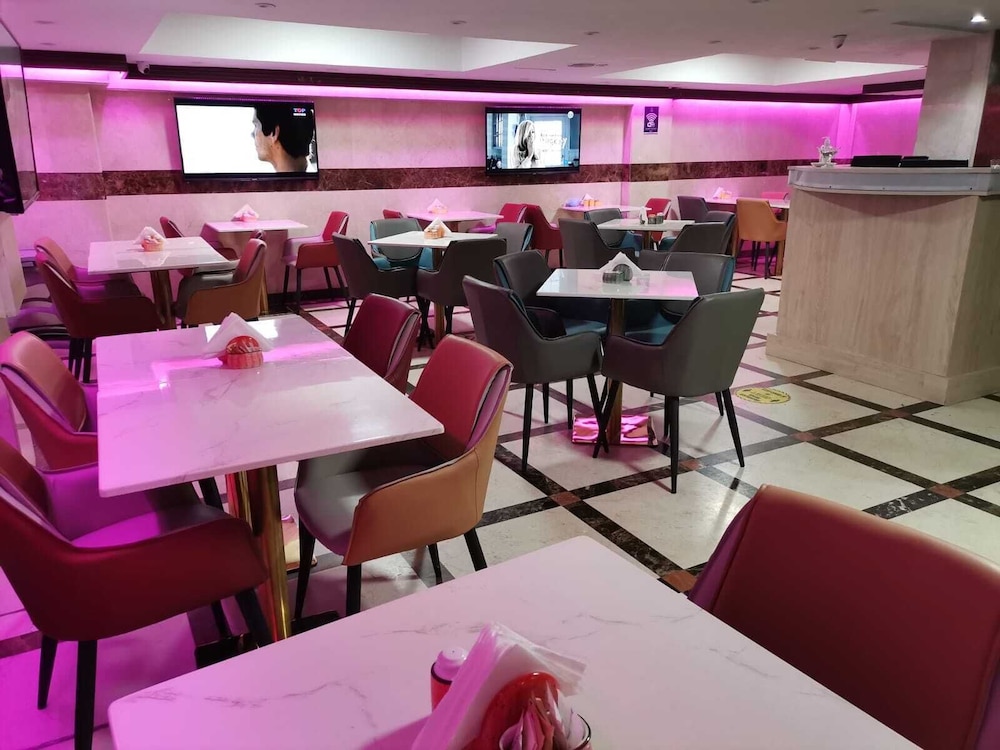restaurant-cafeteria