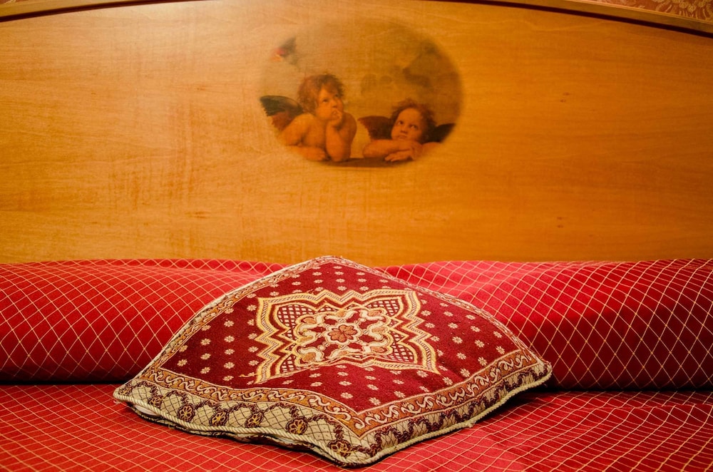 Hotel Cherubini 15/23