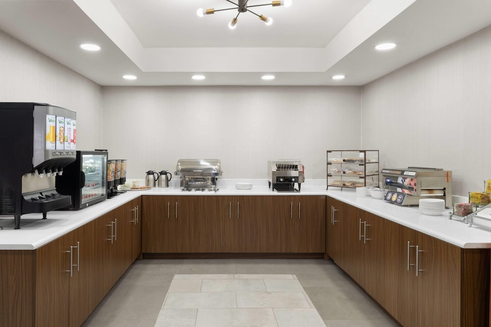 Wingate by Wyndham Mansfield OH 46/53