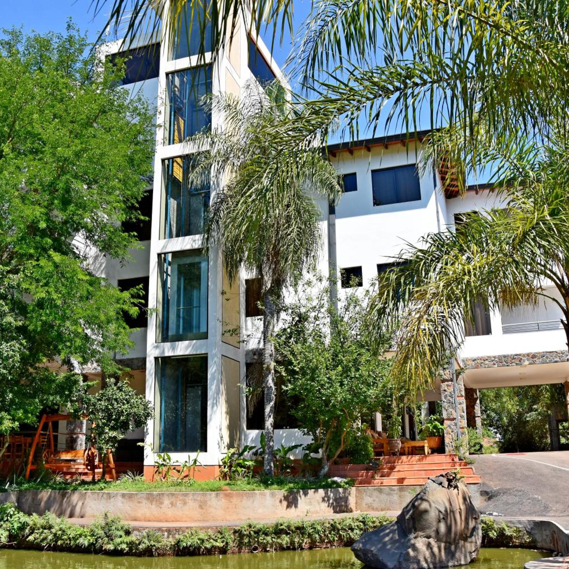 Los Lagos Resort Hotel 2/50