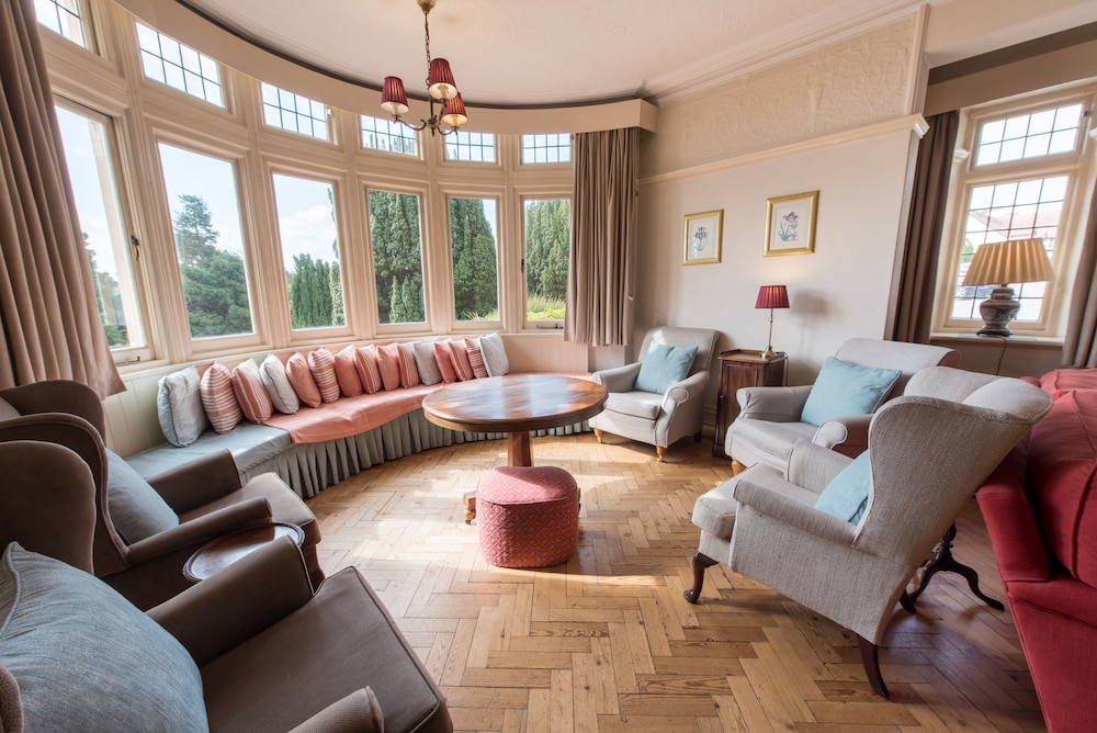 Northfield Hotel 42/72